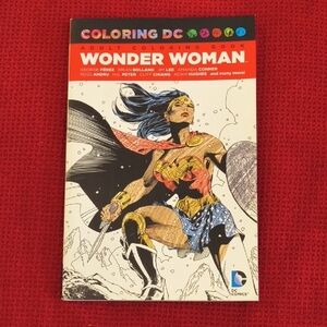 DC Comics Wonder Woman Coloring Book NWT